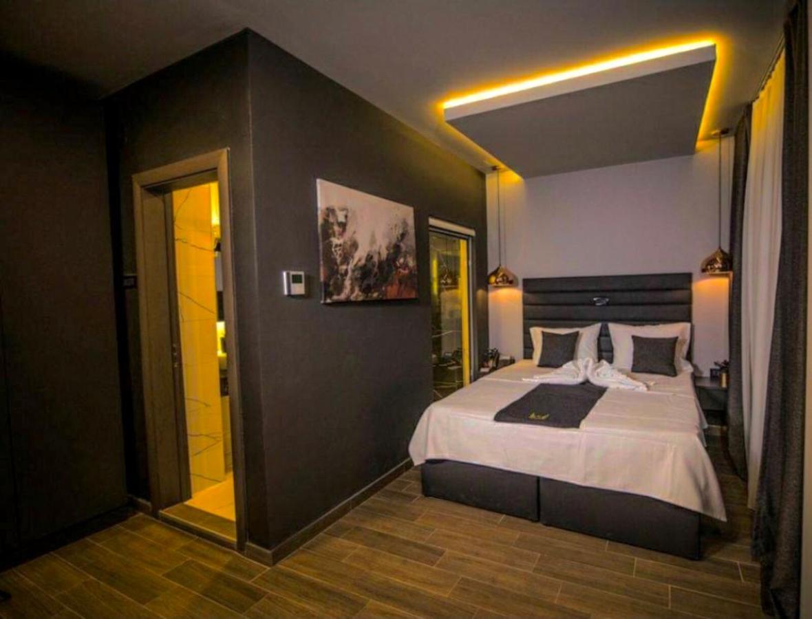 International Palace Veles Bagian luar foto