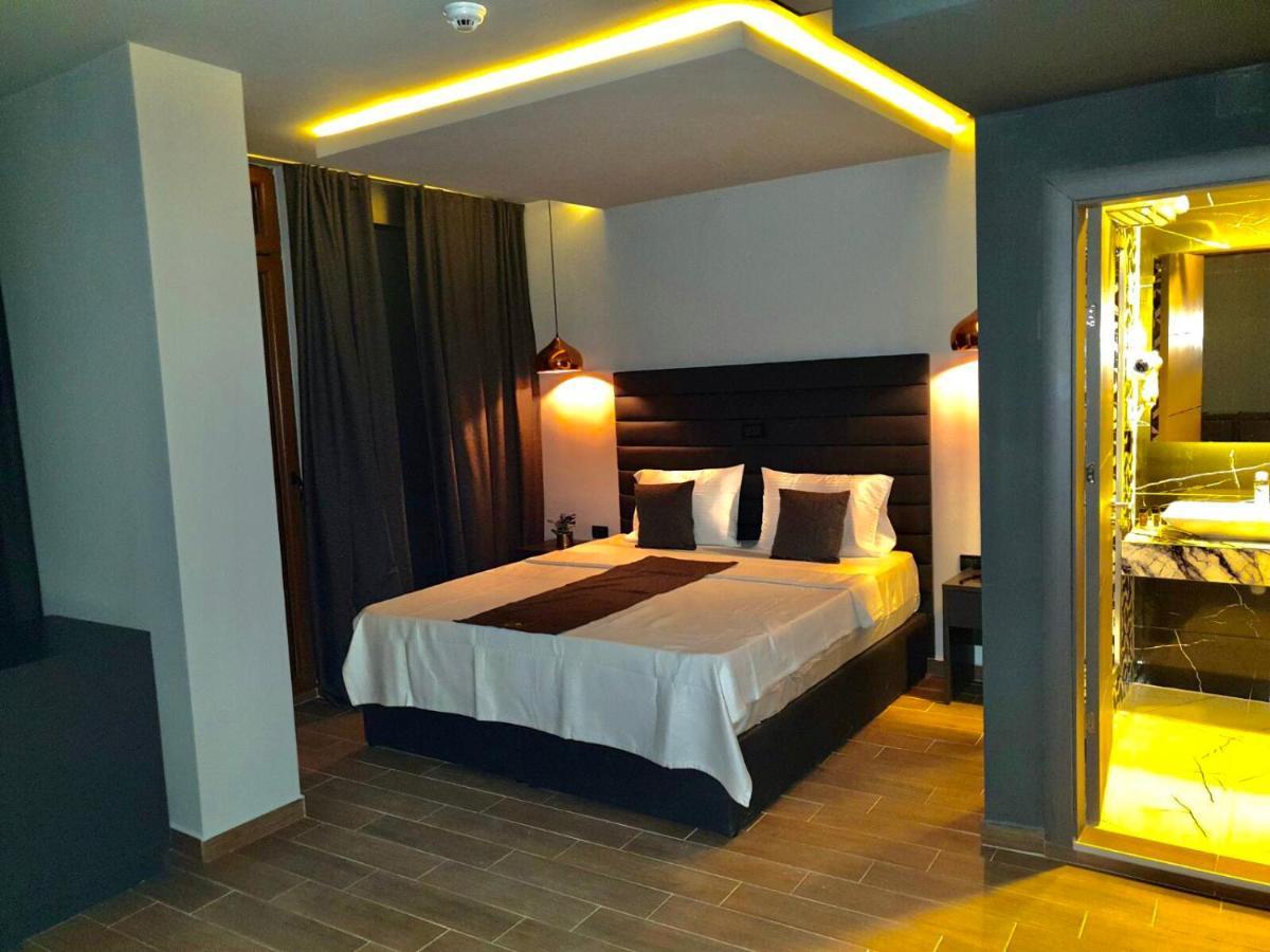 International Palace Veles Bagian luar foto